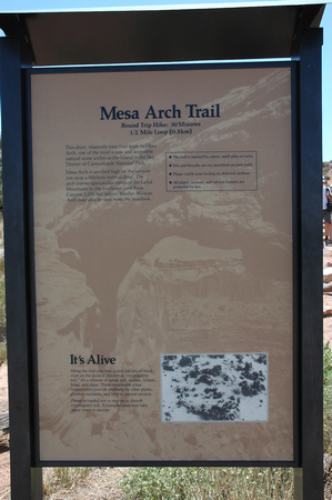 Mesa Arch Trail